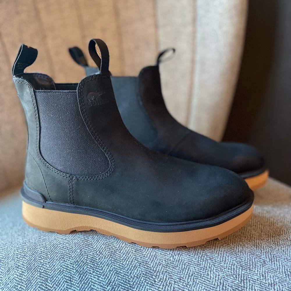 NEW Sorel Chelsea hi-line